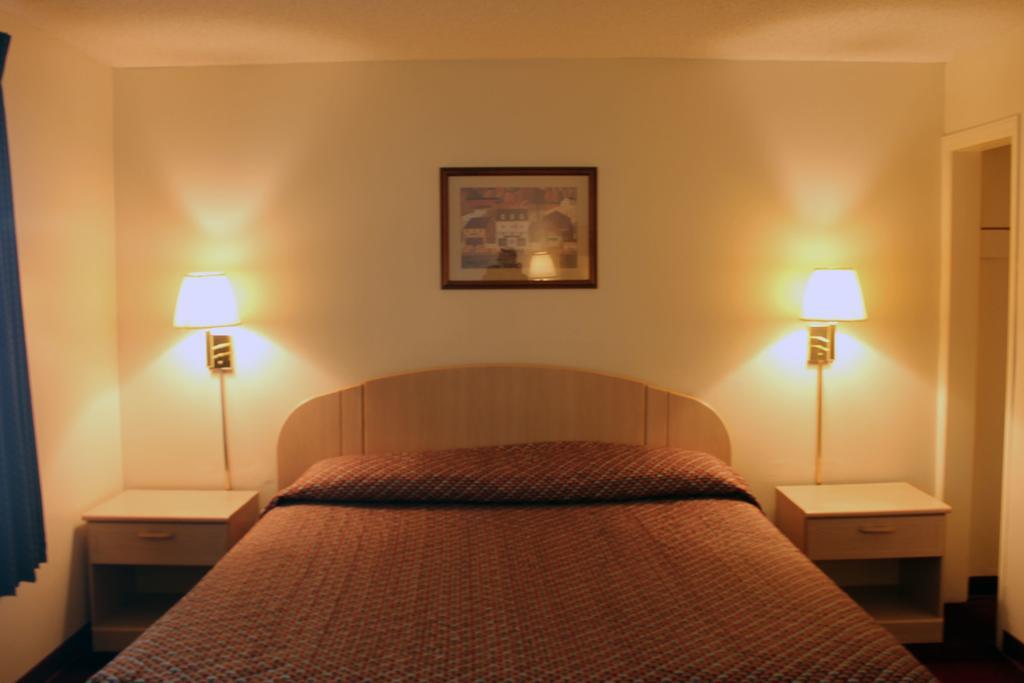 קולומביה Super 7 Motel מראה חיצוני תמונה